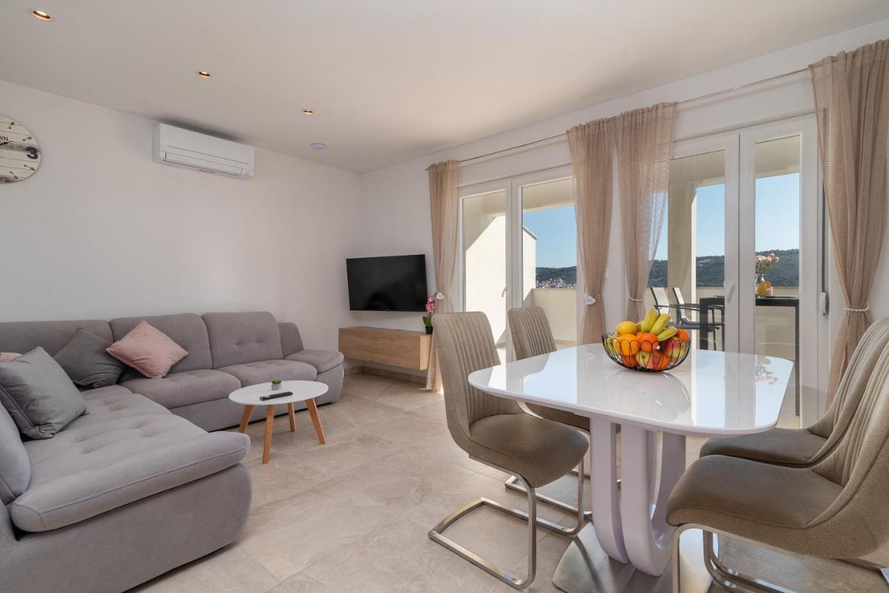 Apartment Olea Trogir